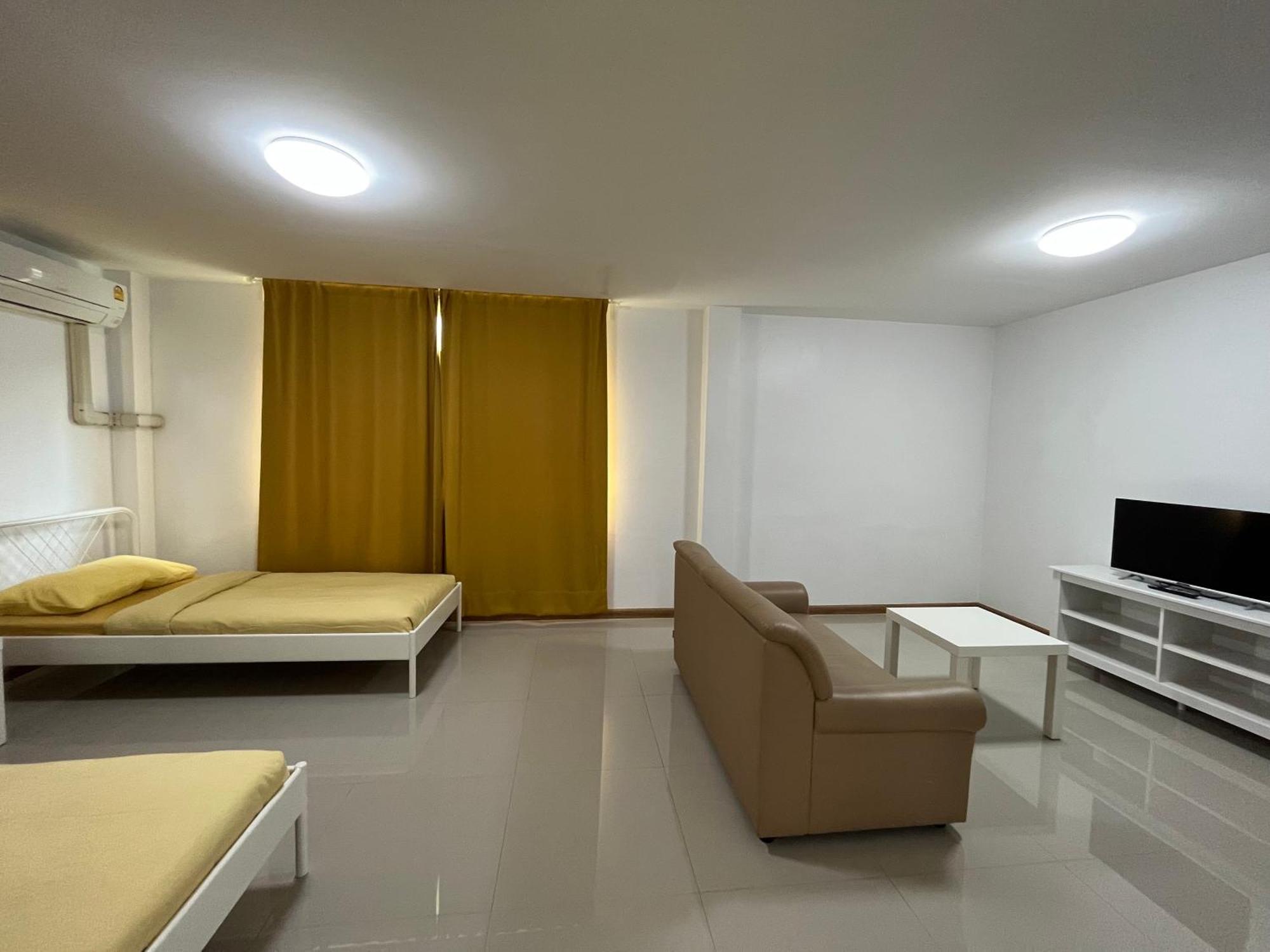 Dao Jaras Fah Hometel ดาวจรัสฟ้าโฮมเทล Bangkok Buitenkant foto